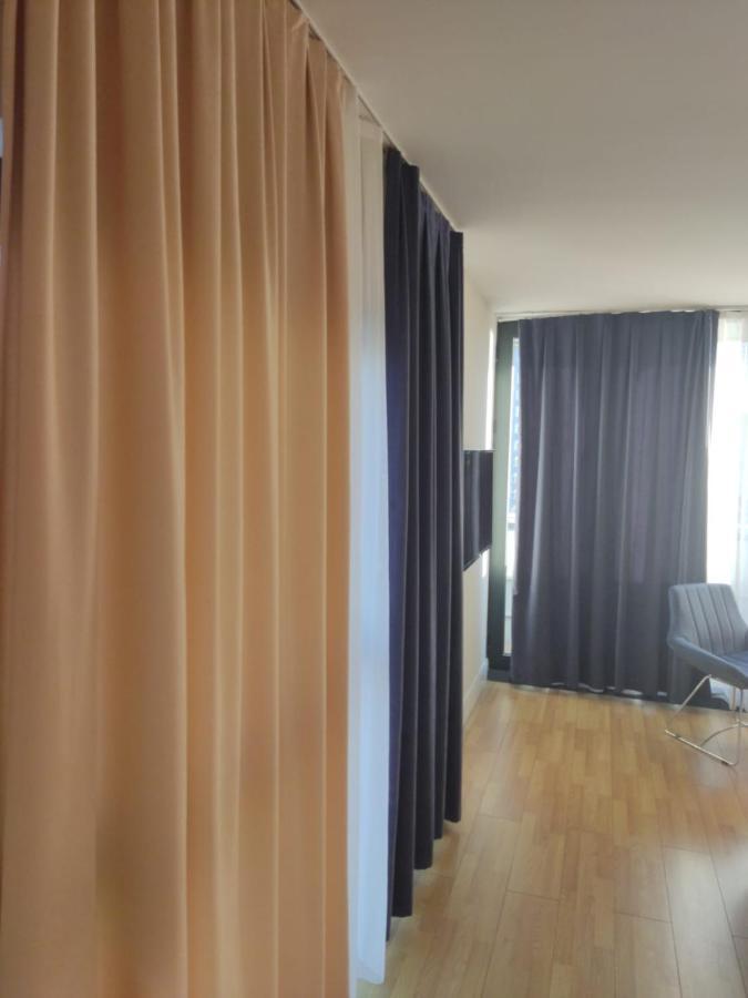 באטומי Orbi Twin Tower Apartement מראה חיצוני תמונה
