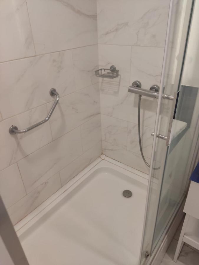 באטומי Orbi Twin Tower Apartement מראה חיצוני תמונה