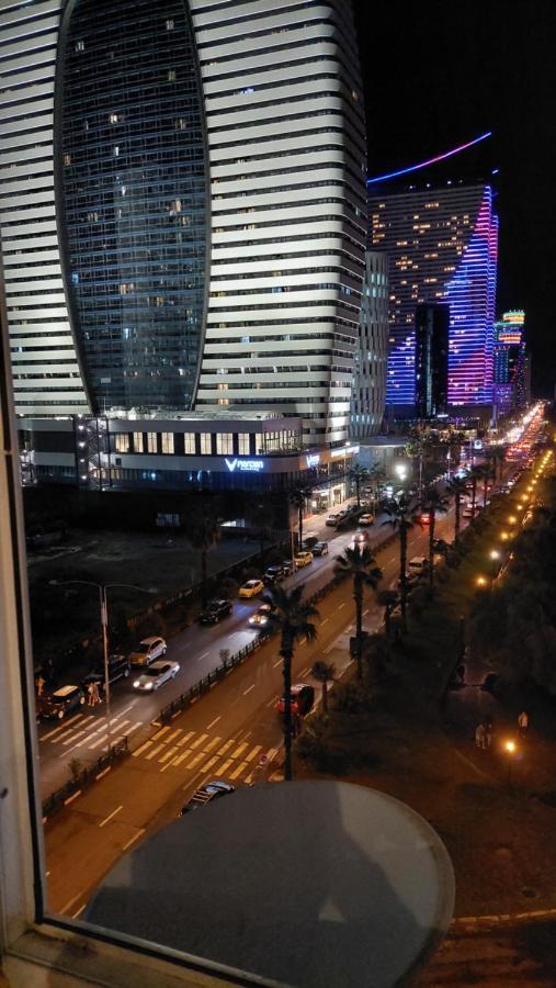 באטומי Orbi Twin Tower Apartement מראה חיצוני תמונה